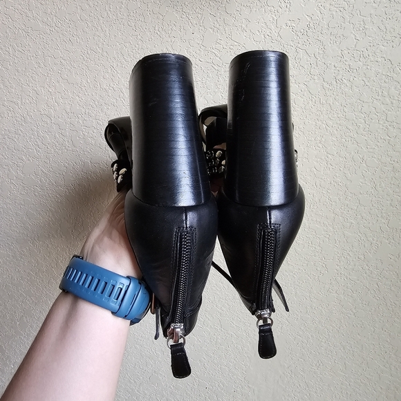 Marvin K Women's Black Leather Studded Sandals Size 8 designer, made in Italy - Picture 6 of 8